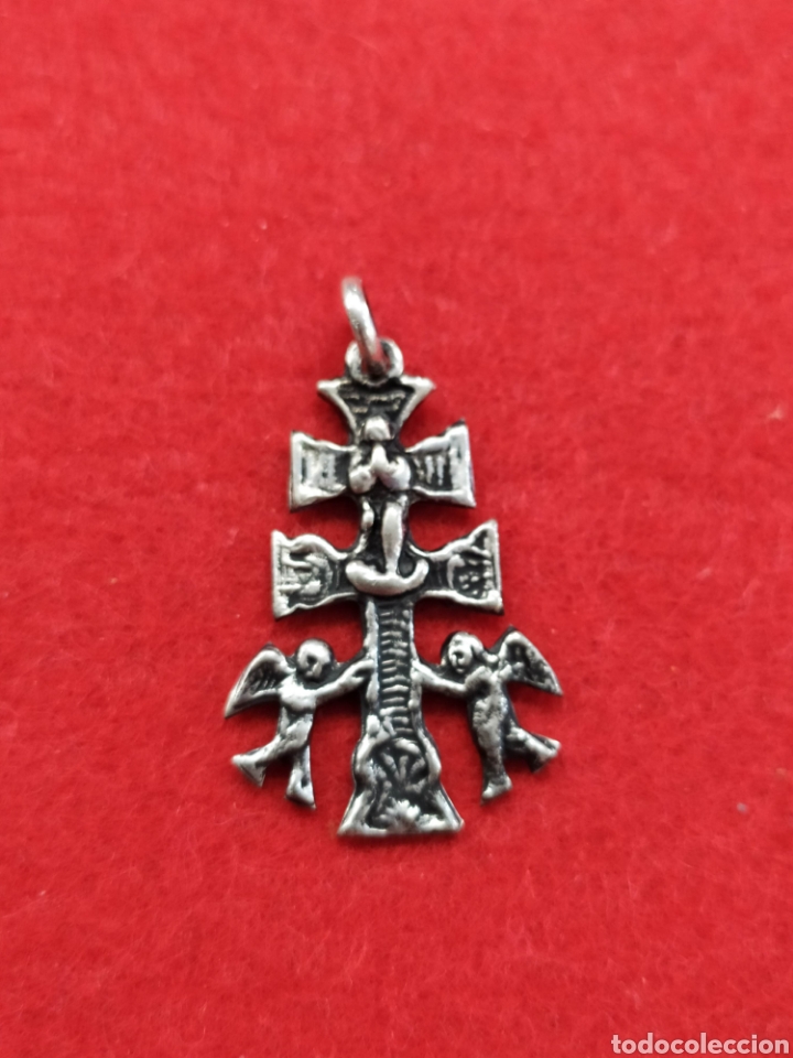 Antig&uuml;edades: Cruz de Caravaca de plata. 3,2cm - Foto 1