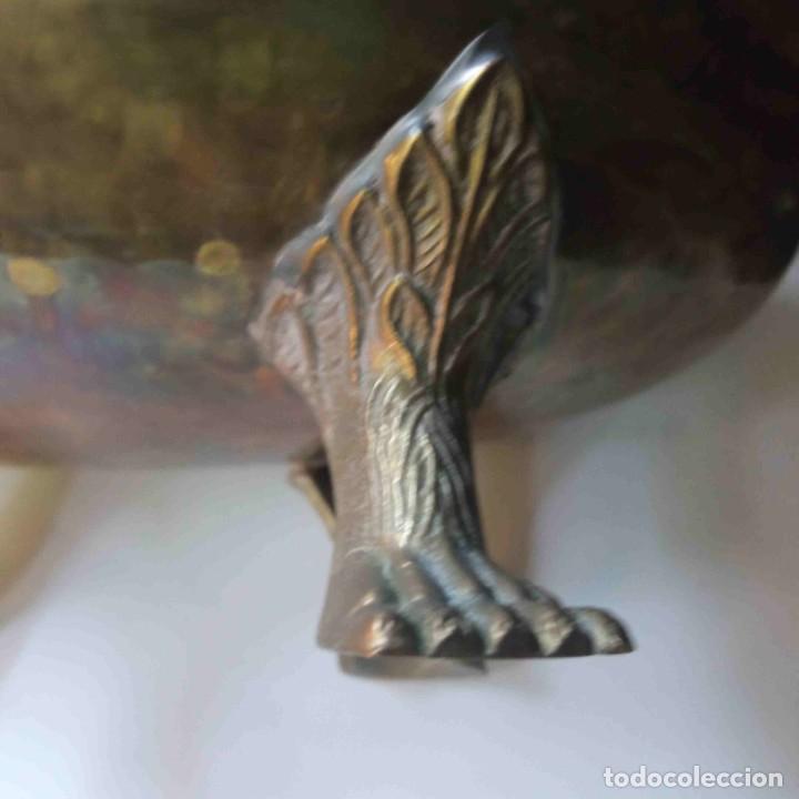 Antig&uuml;edades: macetero ovalado bronce - Foto 3