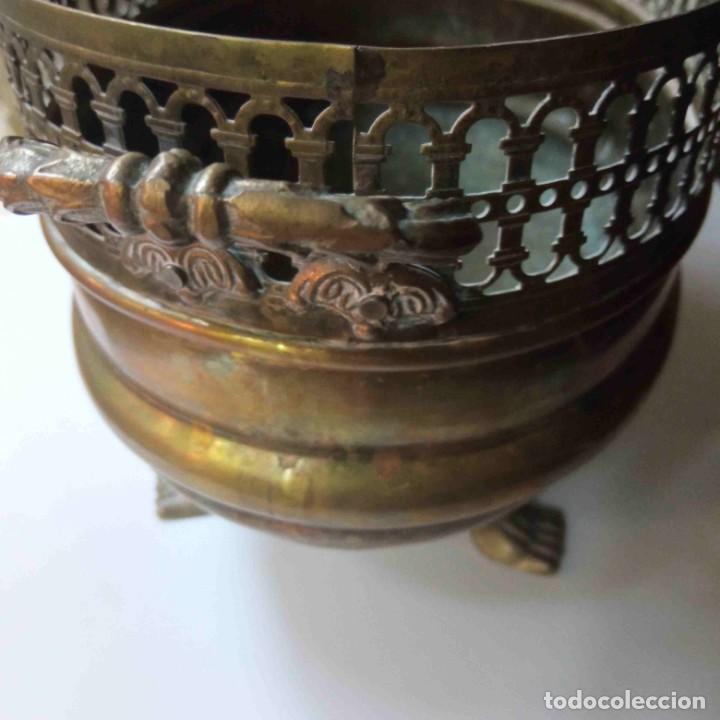 Antig&uuml;edades: macetero ovalado bronce - Foto 7