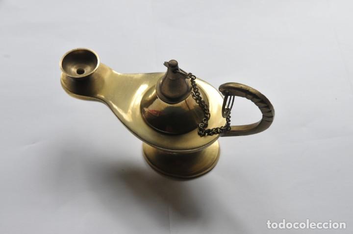 Antig&uuml;edades: PEQUE&Ntilde;A LAMPARA DE ACEITE DE BRONCE - Foto 1