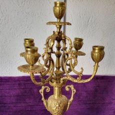 Antiquités: ANTIGUO CANDELABRO BRONCE POSIBLE LGLESIA. Lote 361444315