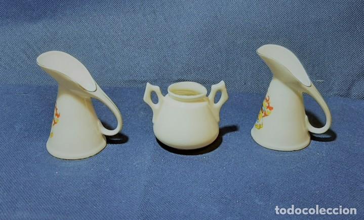Antig&uuml;edades: 3 miniaturas de porcelana - Foto 6