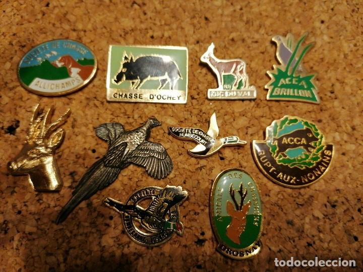 Antig&uuml;edades: LOTE DE 10 PINS DE CAZA - Foto 1