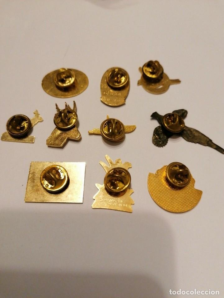 Antig&uuml;edades: LOTE DE 10 PINS DE CAZA - Foto 2