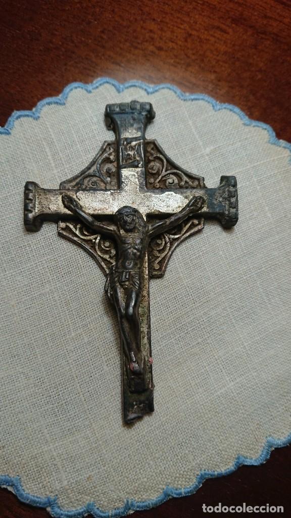 Antig&uuml;edades: ANTIGUA CRUZ DE METAL - Foto 2