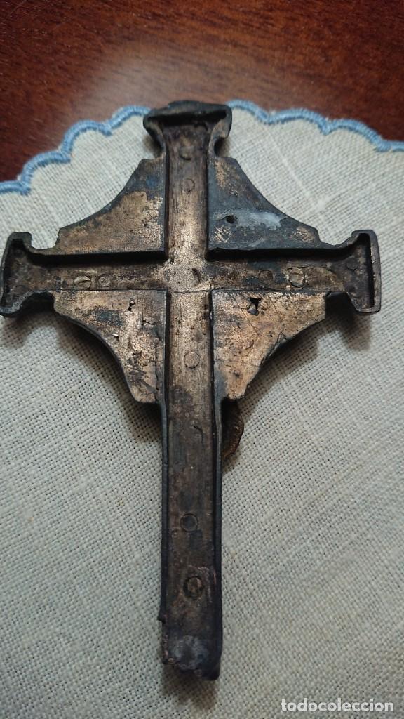 Antig&uuml;edades: ANTIGUA CRUZ DE METAL - Foto 9