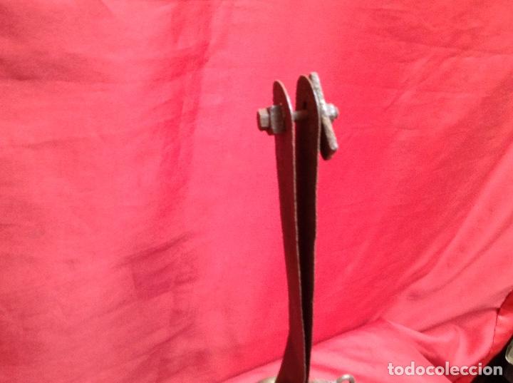 Antig&uuml;edades: Campana de bronce antigua , - Foto 5
