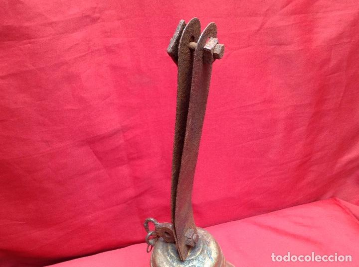 Antig&uuml;edades: Campana de bronce antigua , - Foto 8