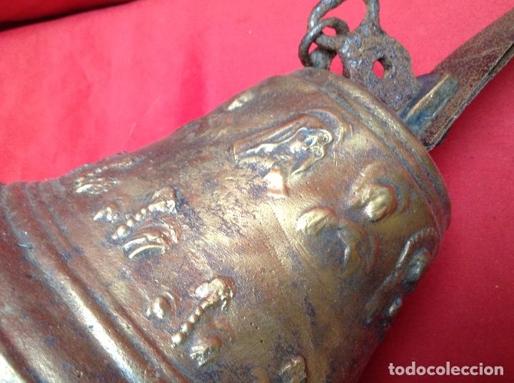 Antig&uuml;edades: Campana de bronce antigua , - Foto 12