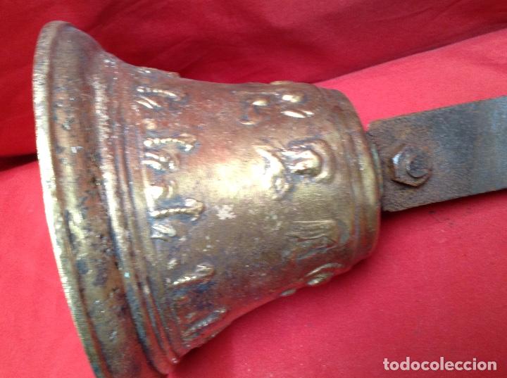 Antig&uuml;edades: Campana de bronce antigua , - Foto 13