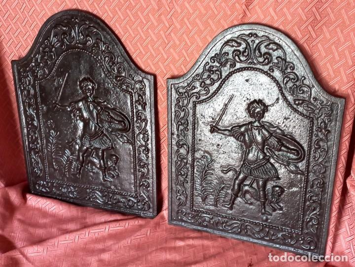 Antiquit&eacute;s: Antig&uuml;a Pareja de placas de chimenea
