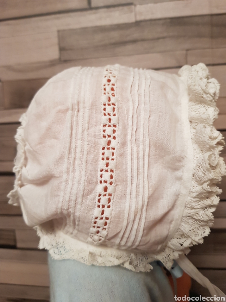 Antig&uuml;edades: Gorro de beb&eacute; o mu&ntilde;eca de hilo de algod&oacute;n - Foto 1