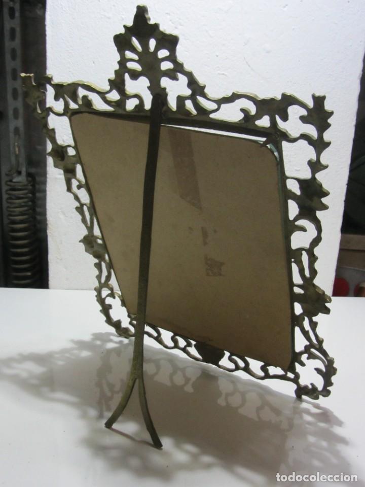 Antig&uuml;edades: Marco bronce con cristal. 44x32 - Foto 11