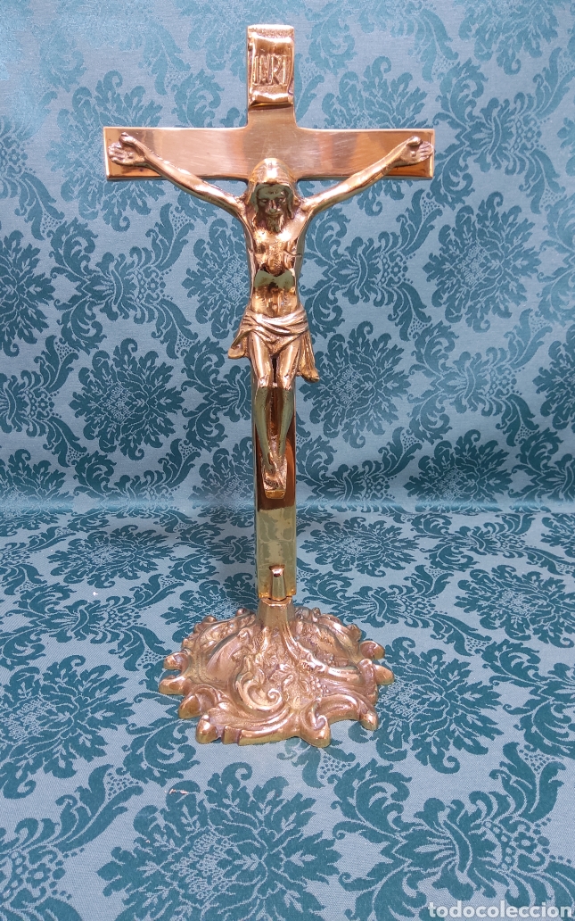 Antig&uuml;edades: Crucifijo antiguo en bronce - Foto 1