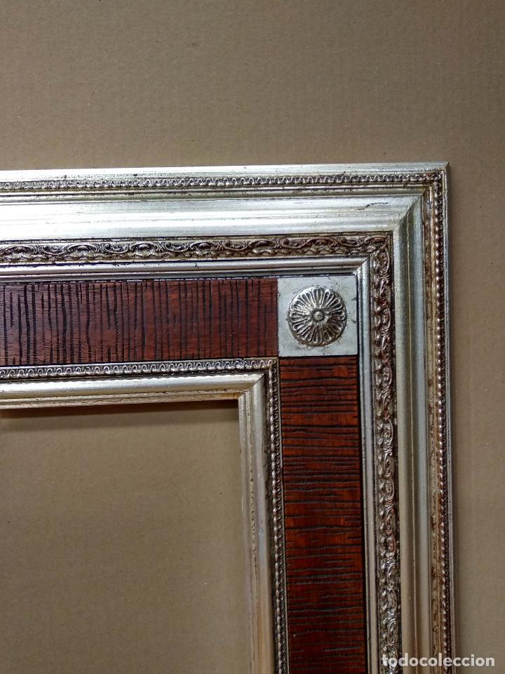 Antig&uuml;edades: Marco antiguo plata y madera 60 x 49 - Foto 3