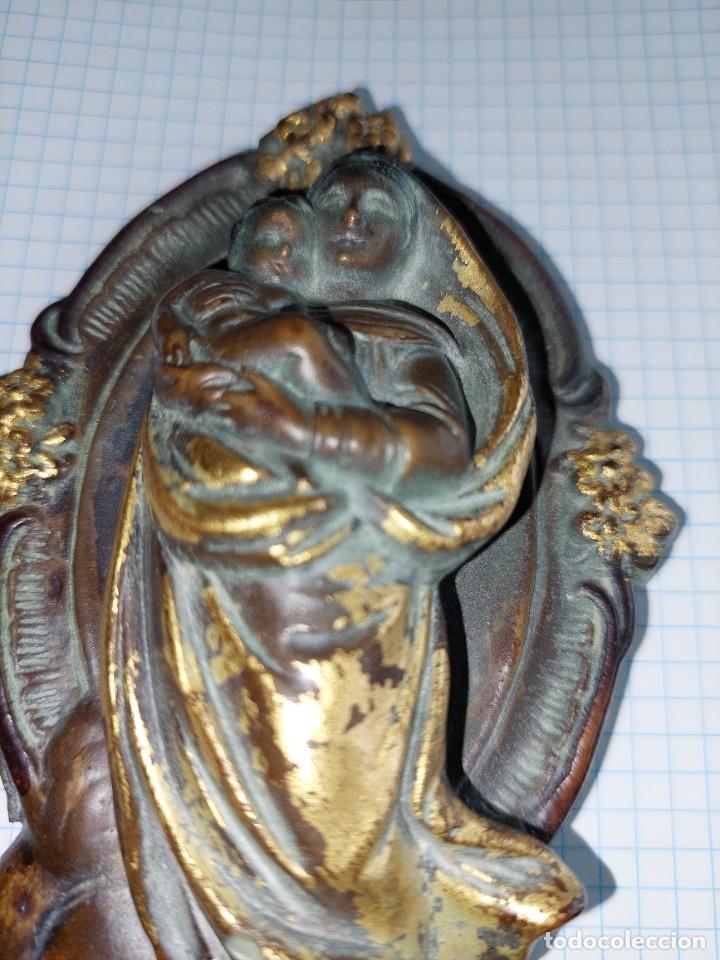 Antig&uuml;edades: Benditera de estuco policromado Pujol Castillon - Foto 2