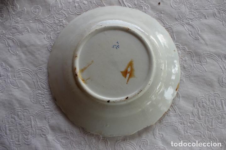 Antig&uuml;edades: PLATO ALCORA CON MARCAS - Foto 3