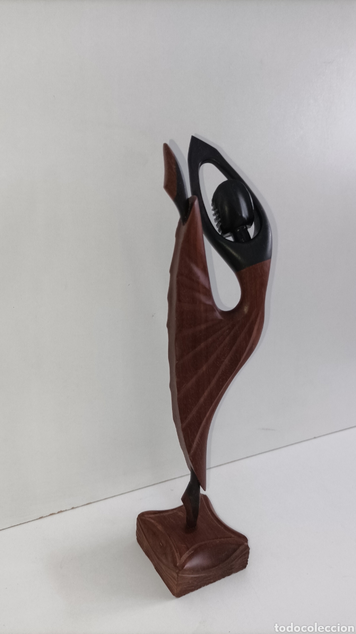 Antig&uuml;edades: Figura de Bailarina de Madera - Foto 4