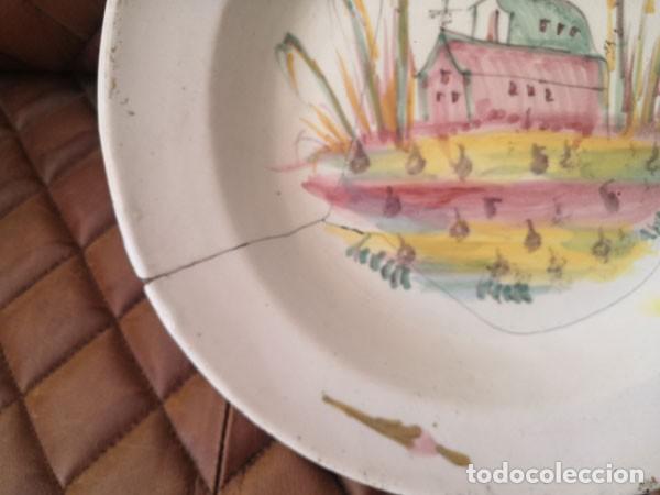 Antig&uuml;edades: ANTIGUO PLATO DE MANISES LA&Ntilde;ADO, CON GRAPAS EN LA BASE - Foto 5