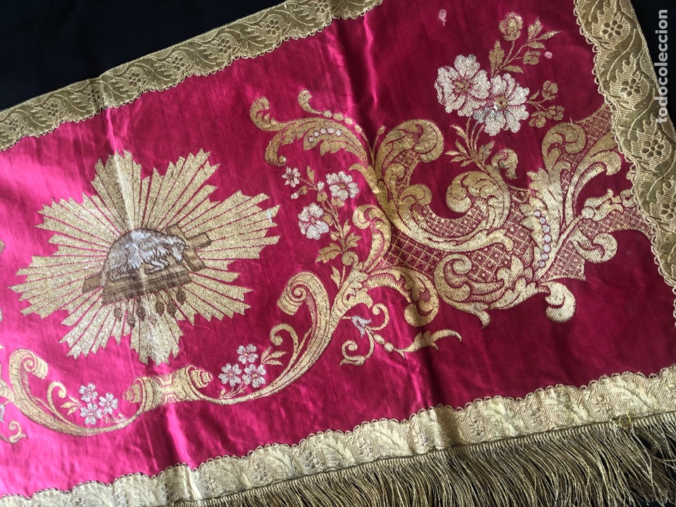 Antig&uuml;edades: Bambalina brocada roja - Foto 2
