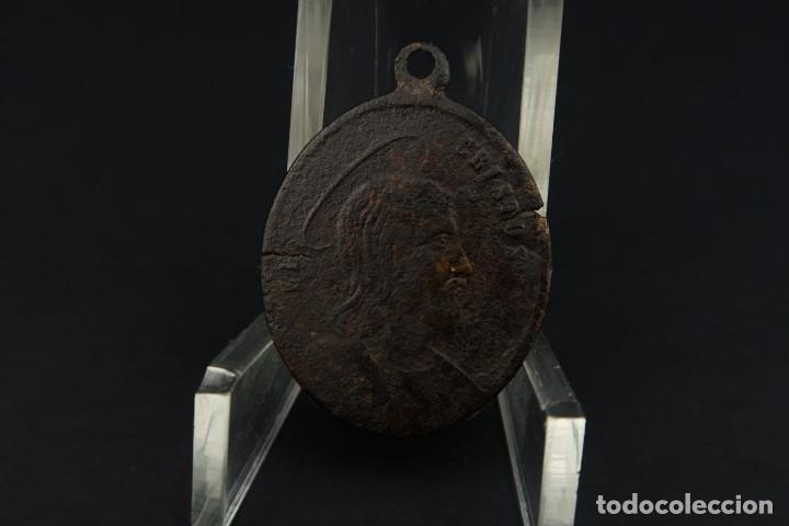 Antig&uuml;edades: Antigua Medalla Religiosa - Foto 2