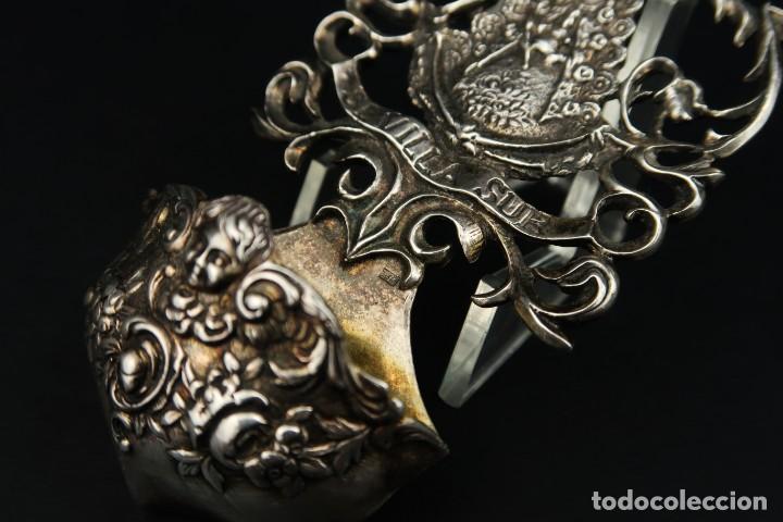 Antig&uuml;edades: Antigua Benditera de Plata - Foto 8