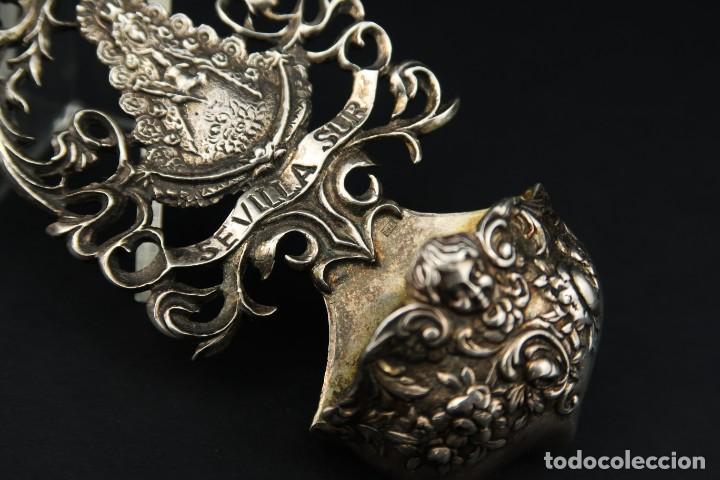 Antig&uuml;edades: Antigua Benditera de Plata - Foto 12