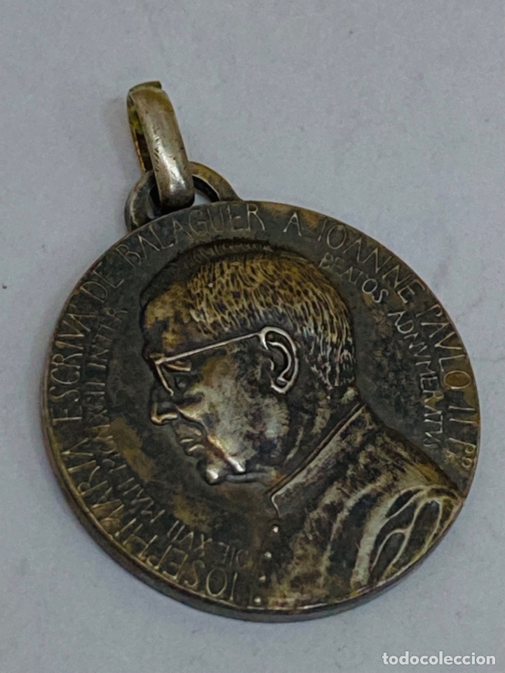 Antig&uuml;edades: Medalla de plata religiosa - Foto 1