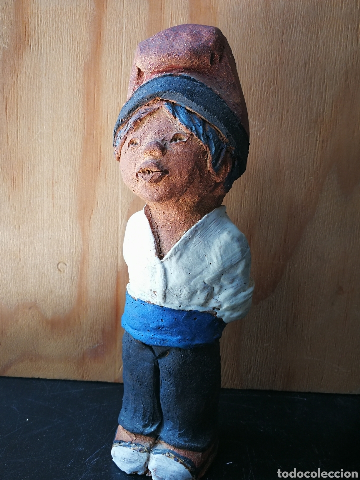 Antiguidades: FIGURA PATUFET EN TERRACOTA, ARTESANAL Y PINTADA A MANO. 19CM. AUTOR SIN DETERMINAR.