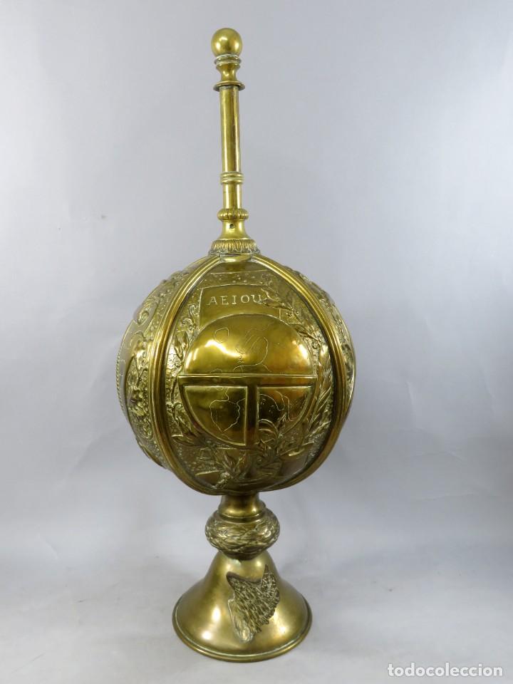 Antig&uuml;edades: Remate en bronce dorado Siglo XIX - Foto 2