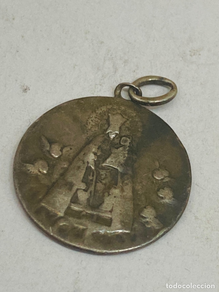 Antig&uuml;edades: Medalla de plata religiosa - Foto 1
