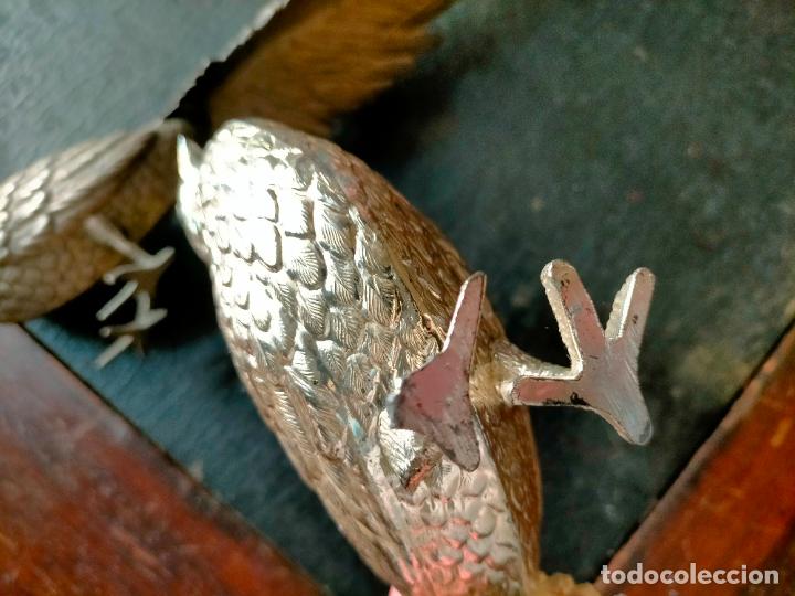 Antig&uuml;edades: PAREJA DE FAISANES METAL PLATEADO - Foto 19