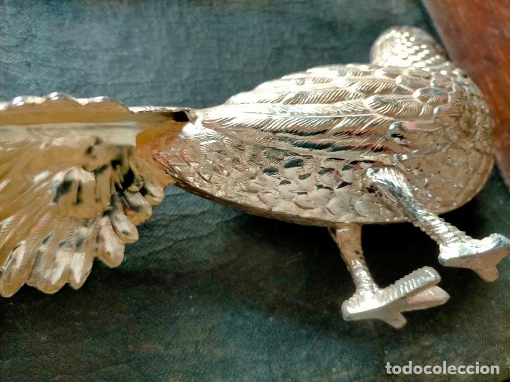 Antig&uuml;edades: PAREJA DE FAISANES METAL PLATEADO - Foto 23