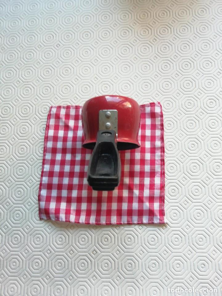 Antig&uuml;edades: Cazo peque&ntilde;in rojo - Foto 3