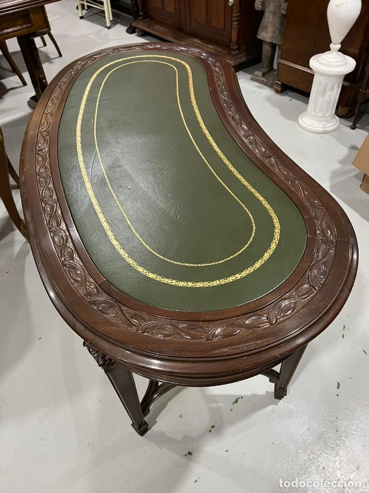 Antig&uuml;edades: Mesa despacho con forma de ri&ntilde;on - Foto 6