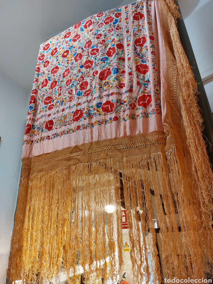 Antig&uuml;edades: Antiguo mant&oacute;n bonito bordado - Foto 3