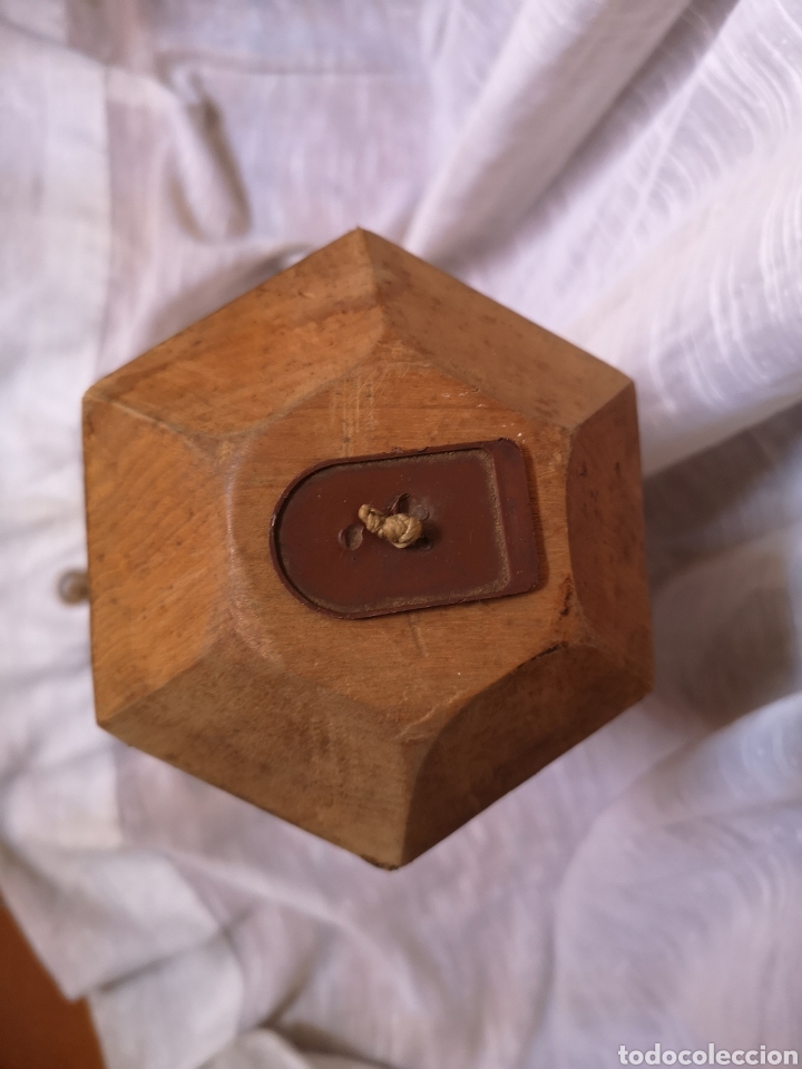 Antig&uuml;edades: Pie de lampara antiguo hexagonal de madera - Foto 7