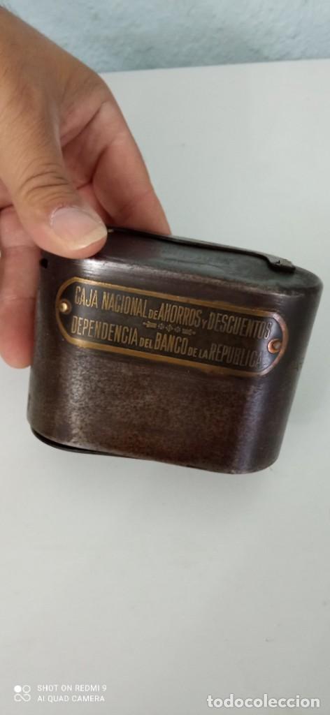 Antig&uuml;edades: Caja nacional de ahorros y descuentos dependencia del Banco de la republica,sin llave,&uacute;nica,en,tc