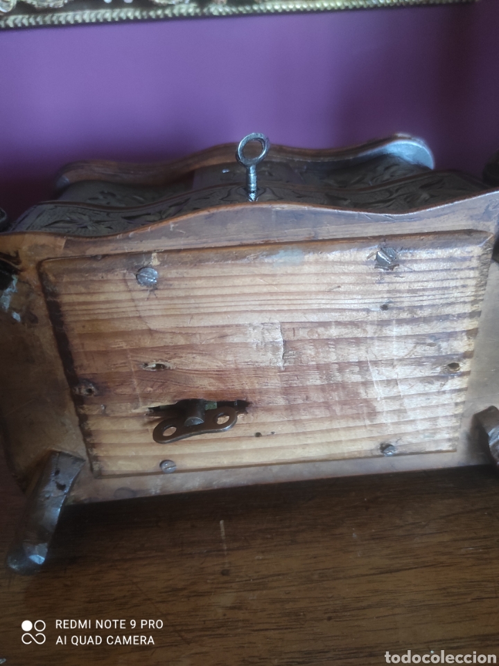Antig&uuml;edades: Joyero con caja de m&uacute;sica - Foto 13