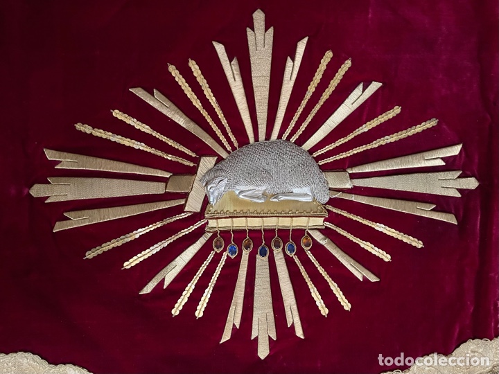 Antig&uuml;edades: Palio completo rojo bordado en oro - Foto 5