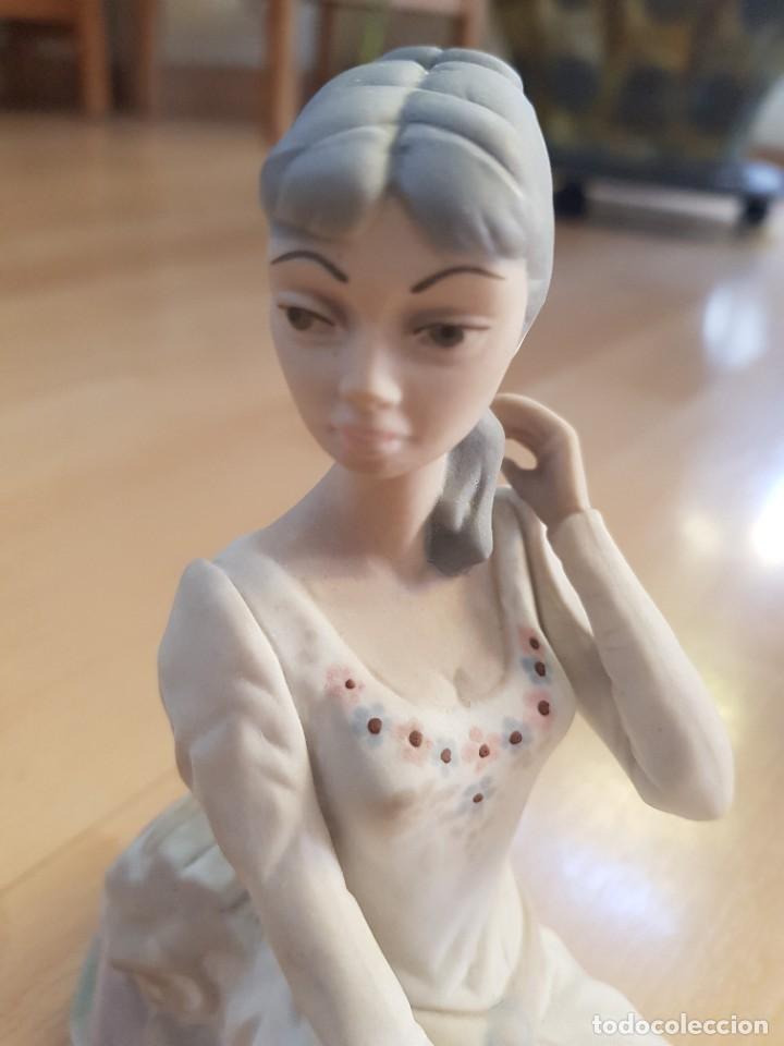 Antig&uuml;edades: Conjunto de dos figuras estilo Lladr&oacute; - Foto 6
