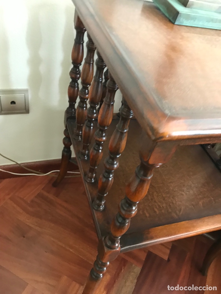 Antig&uuml;edades: Mesa auxiliar. Theodore Alexander?? - Foto 4