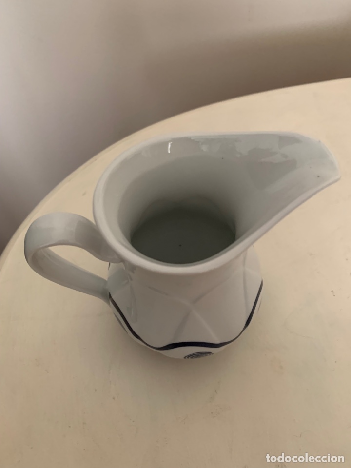 Antig&uuml;edades: Jarra de leche. S&iacute;mbolos celtas. - Foto 4