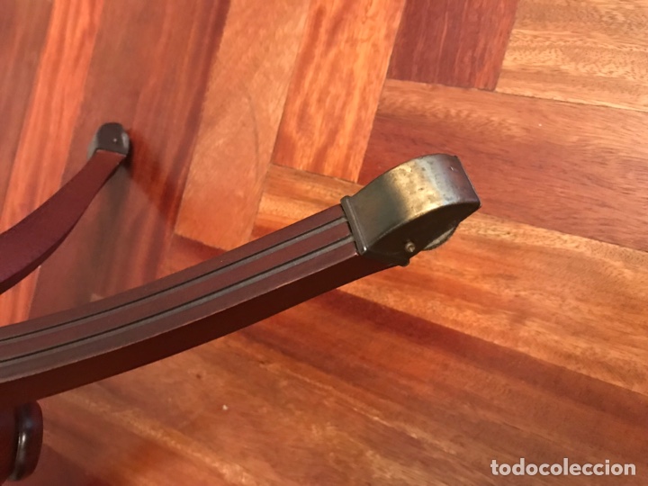 Antig&uuml;edades: Mesa auxiliar madera maciza 66x68cm - Foto 7