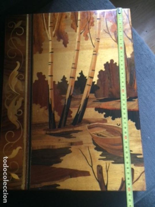 Antig&uuml;edades: Caja ajedrez taracea maderas - Foto 1