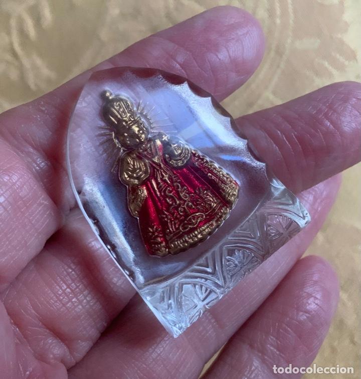Antig&uuml;edades: NI&Ntilde;O JES&Uacute;S DE PRAGA, EN CRISTAL CHECO - Foto 6