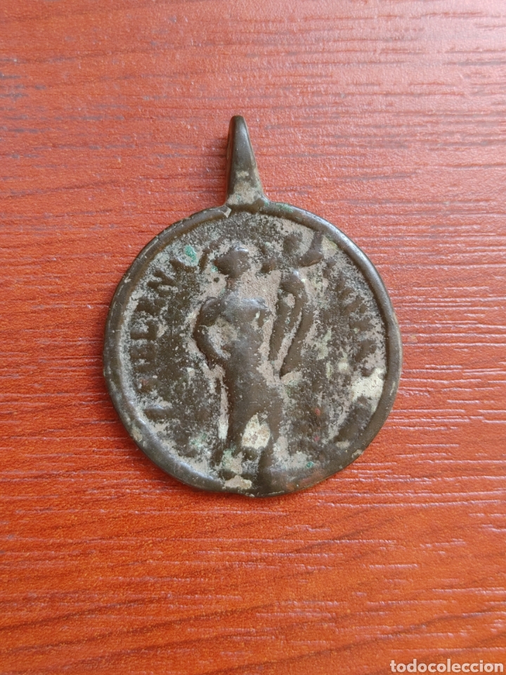 Antig&uuml;edades: Medalla de bronce. - Foto 2