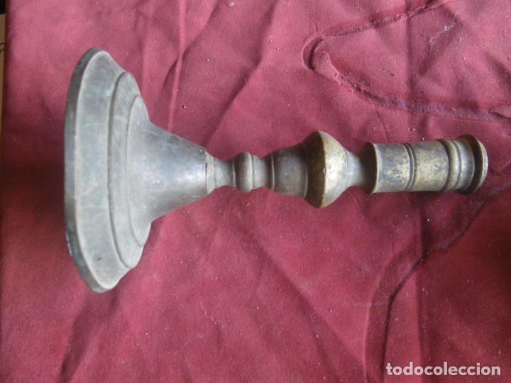 Antig&uuml;edades: ANTIGUO CANDELABRO EN BRONCE , VER - Foto 2