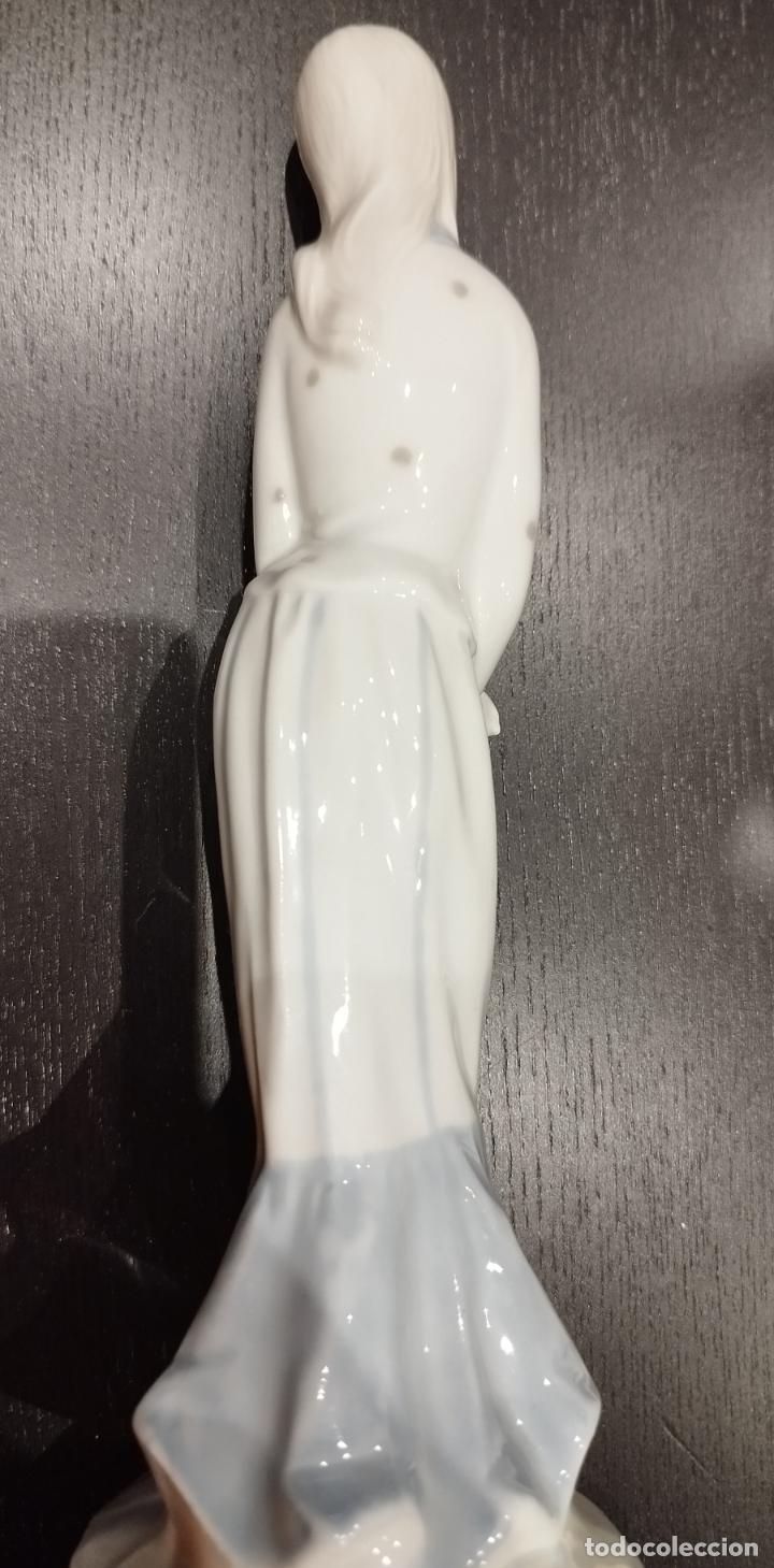 Antig&uuml;edades: FIGURA DE PORCELANA - Foto 2