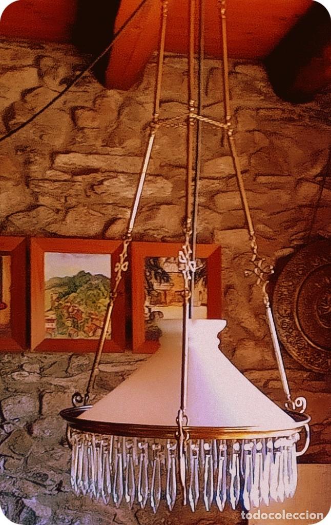 Antig&uuml;edades: Elegante l&aacute;mpara antigua - Foto 1